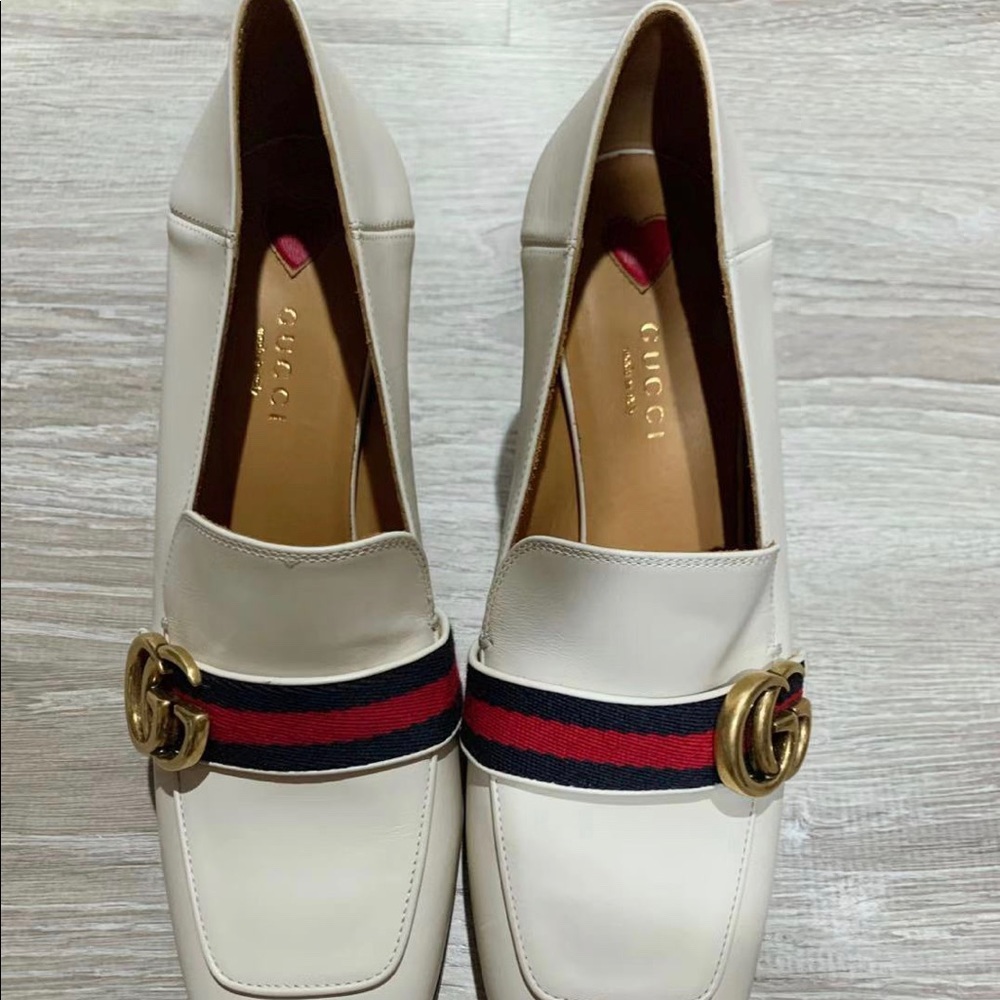 Gucci classic heeled loafers white